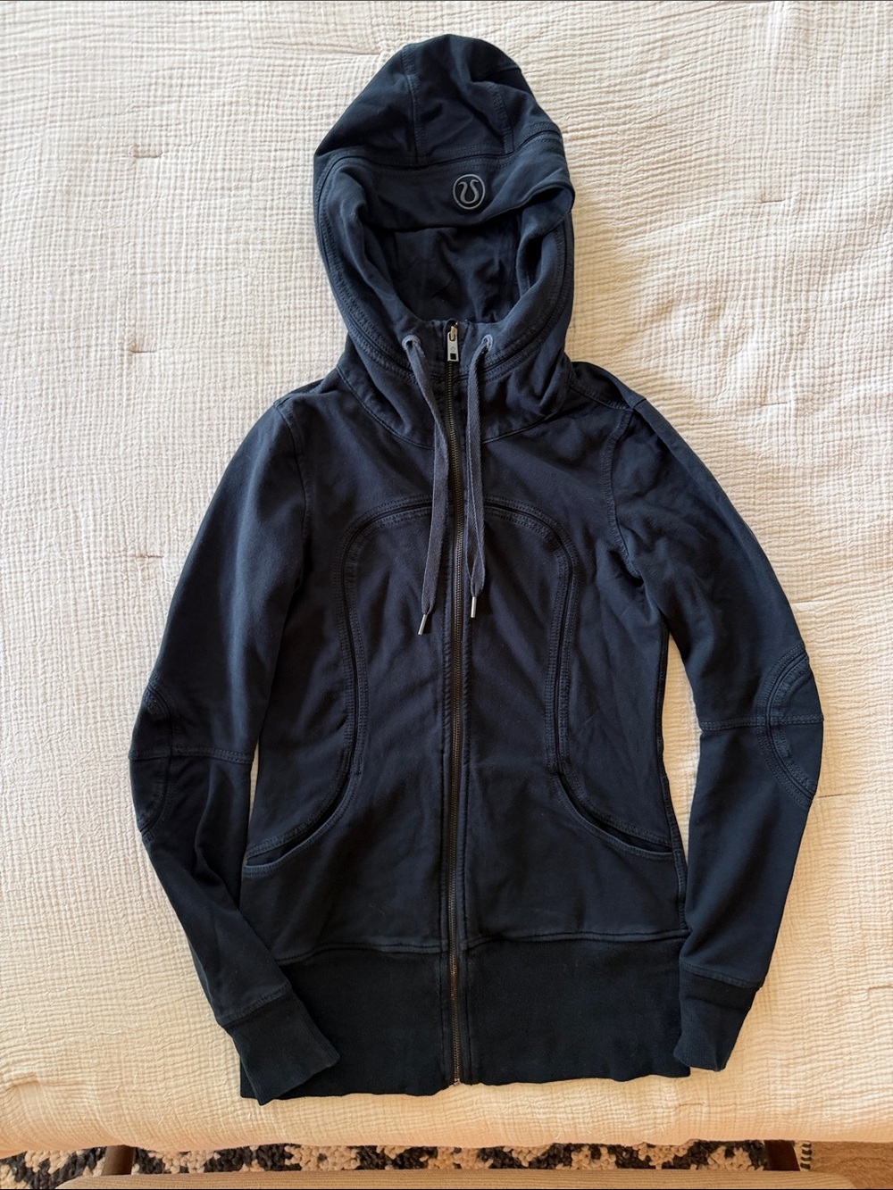 Lululemon Scuba Hoodie Original
2011 Release Black Sweatshirt - Size 8